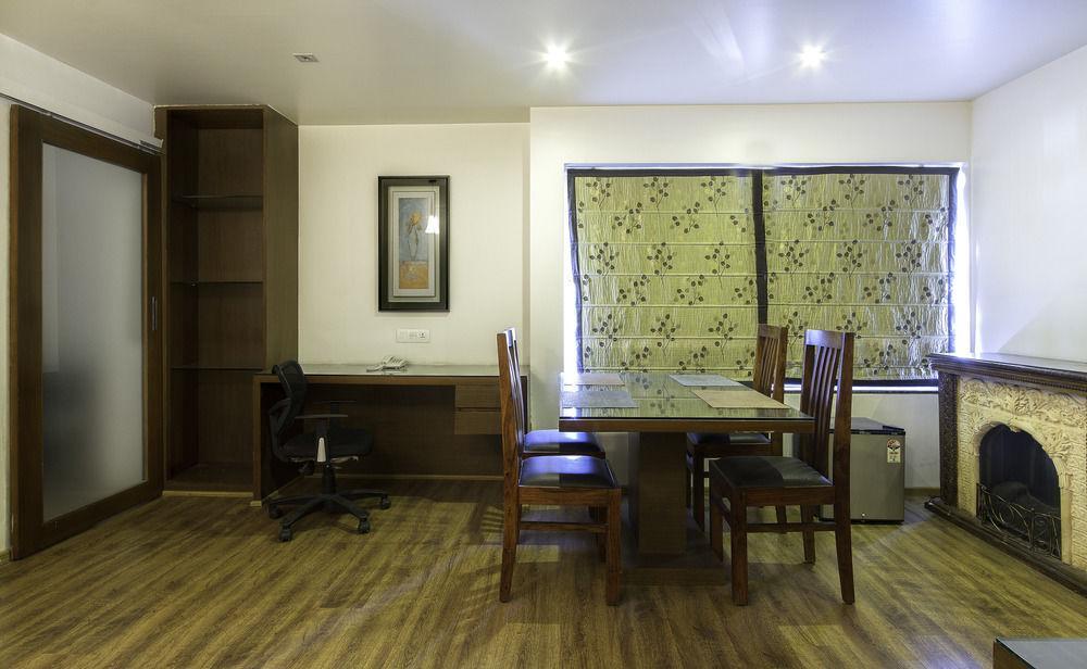 Corporate Stay Пуне Екстер'єр фото